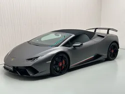 Grau Gebraucht 2019 Lamborghini Huracán Cabrio | 259.900 €