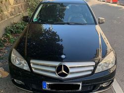 Schwarz Gebraucht 2009 Mercedes 220 Limousine | 9.600 €