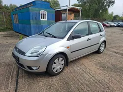 Grau Gebraucht 2004 Ford Fiesta Futura Kleinwagen | 1.699 € (Fairer Preis)
