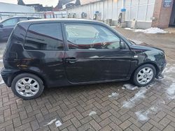 Schwarz Gebraucht 2002 Seat Arosa Kleinwagen | 1.300 € (Etwas zu teuer)