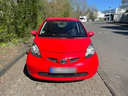 Rot Gebraucht 2005 Toyota Aygo Kleinwagen | 1.400 € (Fairer Preis)