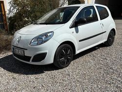 Weiß Gebraucht 2009 Renault Twingo Kleinwagen | 2.350 €