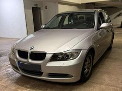 Silber Gebraucht 2005 BMW 320 Lifestyle Limousine | 5.999 € (Etwas zu teuer)