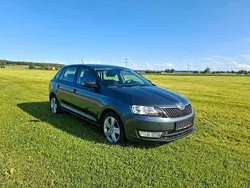 Grau Gebraucht 2016 Skoda Rapid Kombi | 7.899 € (Etwas zu teuer)