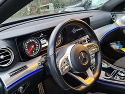 Schwarz Gebraucht 2020 Mercedes E220 AMG line Limousine | 33.500 € (Etwas zu teuer)