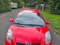 Rot Gebraucht 2008 Toyota Yaris Kleinwagen | 2.950 € (Fairer Preis)