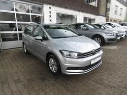 Silber Gebraucht 2022 VW Touran Comfortline Van / Kleinbus | 23.900 € (Guter Preis)