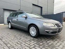 Grau Gebraucht 2005 VW Passat Comfortline Kombi | 2.990 € (Fairer Preis)