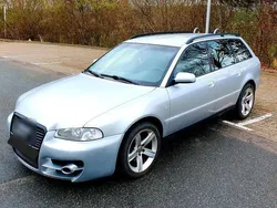 Silber Gebraucht 2001 Audi A4 Kombi | 3.500 € (Teuer)