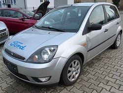 Silber Gebraucht 2002 Ford Fiesta Kleinwagen | 399 € (Superpreis)