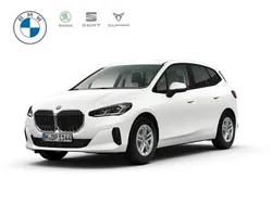 Weiss Gebraucht 2024 BMW 218 Active Tourer Luxury Line Van / Kleinbus | 29.850 € (Superpreis)