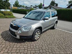 Beige Gebraucht 2013 Skoda Yeti Elegance SUV | 3.600 €