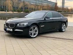 Schwarz Gebraucht 2014 BMW 750 M Sport Limousine | 17.500 € (Etwas zu teuer)