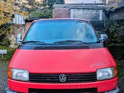 Rot Gebraucht 1995 VW T4 Van | 3.000 €