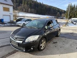 Schwarz Gebraucht 2016 Toyota Auris Limousine | 4.300 € (Superpreis)