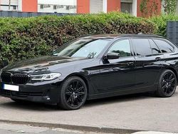 Schwarz Gebraucht 2021 BMW 520 Luxury Line Kombi | 35.000 € (Teuer)