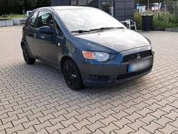 Grau Gebraucht 2009 Mitsubishi Colt Kleinwagen | 2.000 € (Superpreis)