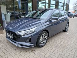 Grau Gebraucht 2025 Hyundai i20 Comfort Limousine | 24.990 € (Teuer)