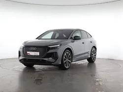 Grau Gebraucht 2024 Audi Q4 Sportback e-tron Sport SUV | 45.969 €