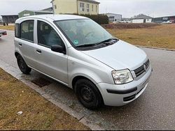 Silber Gebraucht 2008 Fiat Panda Kleinwagen | 850 €