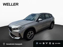 Stoff arktur anthrazit (anthrazit) Gebraucht 2023 BMW X1 Comfort Edition SUV | 34.490 € (Superpreis)