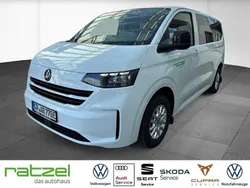 Weiß Gebraucht 2025 VW Caravelle Life Van / Kleinbus | 59.969 €
