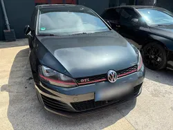 Grau Gebraucht 2016 VW Golf VII GTI Limousine | 11.900 € (Guter Preis)