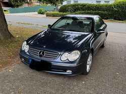 Blau Gebraucht 2002 Mercedes CLK240 Coupé | 3.000 € (Fairer Preis)