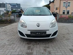 Weiß Gebraucht 2010 Renault Twingo Authentique Kleinwagen | 1.499 € (Superpreis)