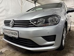 Silber Gebraucht 2016 VW Golf Sportsvan Van / Kleinbus | 13.900 € (Fairer Preis)