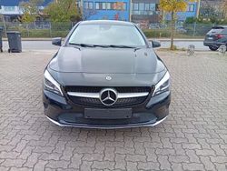 Schwarz Gebraucht 2018 Mercedes CLA180 Shooting Brake Kombi | 15.690 € (Guter Preis)