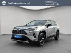 Silber metallic Gebraucht 2020 Toyota RAV4 Hybrid Style SUV | 30.980 € (Fairer Preis)