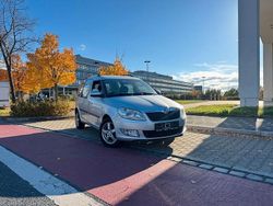 Silber Gebraucht 2012 Skoda Roomster Van / Kleinbus | 3.389 € (Fairer Preis)