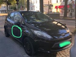 Schwarz Gebraucht 2011 Ford Fiesta Kleinwagen | 1.799 € (Guter Preis)