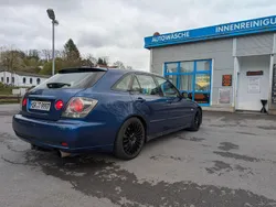 Blau Gebraucht 2002 Lexus IS300 Kombi | 6.300 €