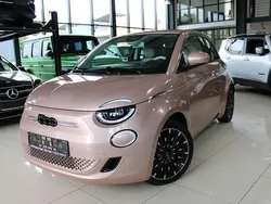 Bocelli rosegold** Gebraucht 2023 Fiat 500e La Prima Limousine | 22.600 € (Fairer Preis)