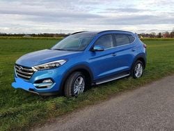 Blau Gebraucht 2015 Hyundai Tucson Premium SUV | 14.999 € (Guter Preis)