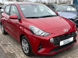 Rot Gebraucht 2023 Hyundai i10 Kleinwagen | 12.790 € (Fairer Preis)