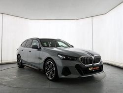 Grau Gebraucht 2025 BMW 520 M Sport Limousine | 54.769 € (Guter Preis)