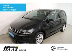 Schwarz Gebraucht 2024 VW Touran Move Van / Kleinbus | 32.980 € (Guter Preis)