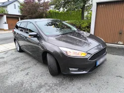 Grau Gebraucht 2017 Ford Focus Business Edition Kombi | 10.900 € (Etwas zu teuer)