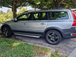 Silber Gebraucht 2015 Volvo XC70 Inscription SUV | 21.300 € (Fairer Preis)