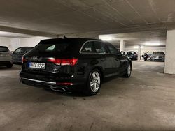 Schwarz Gebraucht 2019 Audi A4 Ambiente Kombi | 21.000 € (Fairer Preis)
