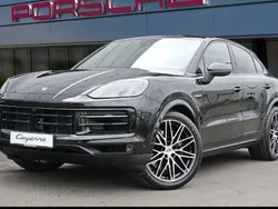 Schwarz Neu 2025 Porsche Cayenne SUV | 146.976 € (Fairer Preis)