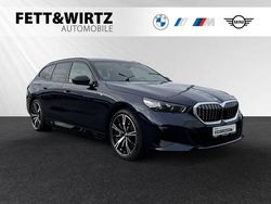 Bmw individual tansanitblau metallic metallic Gebraucht 2025 BMW 550e M Sport Kombi | 77.400 € (Guter Preis)