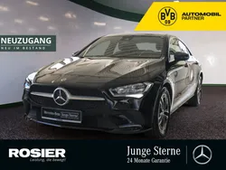 Schwarz / nachtschwarz Gebraucht 2023 Mercedes CLA180 Limousine | 30.845 € (Teuer)