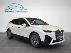 Weiß Gebraucht 2023 BMW iX Sport Line SUV | 60.990 € (Guter Preis)