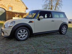 Pepper white Gebraucht 2013 Mini Clubvan Van / Kleinbus | 3.558 €