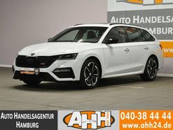 Weiß Gebraucht 2022 Skoda Octavia RS Limousine | 29.990 € (Fairer Preis)