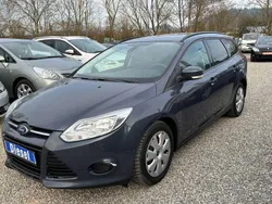 Grau Gebraucht 2014 Ford Focus Trend Kombi | 3.600 € (Guter Preis)